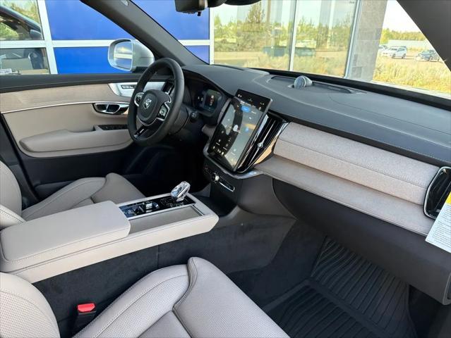 2026 Volvo XC90 Plug-In Hybrid Ultra, T8 AWD, Electric/Gasoline, Bright, 6 Seats