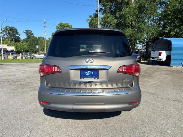 2017 INFINITI QX80 Standard