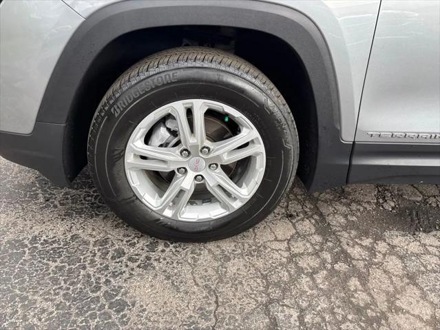 2023 GMC Terrain AWD SLE