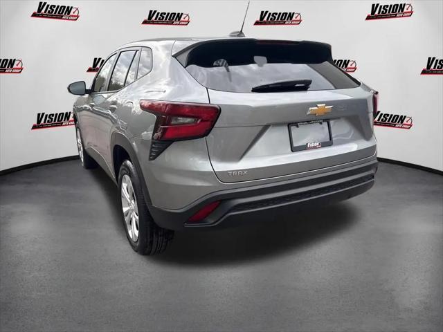 2024 Chevrolet Trax FWD SP