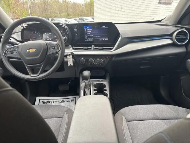 2024 Chevrolet Trax FWD SP