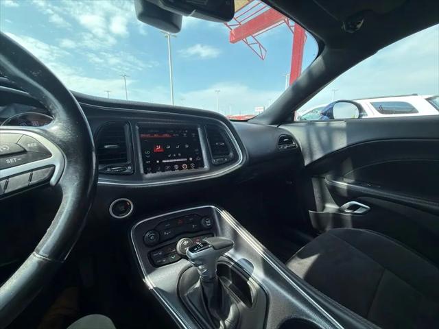 2016 Dodge Challenger R/T Plus