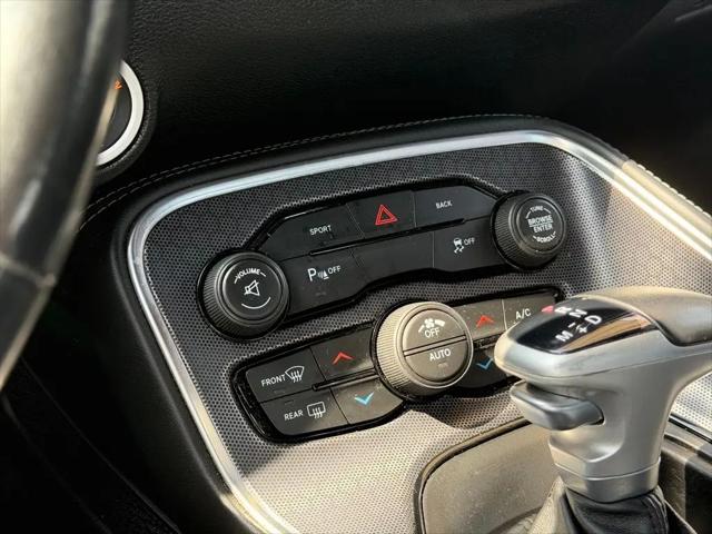 2016 Dodge Challenger R/T Plus