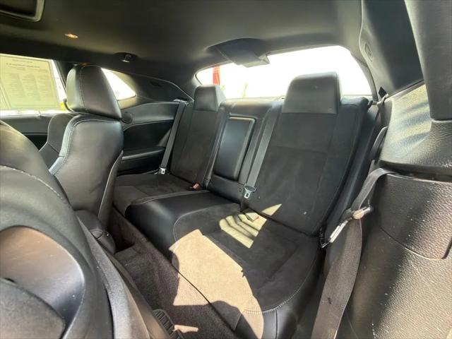 2016 Dodge Challenger R/T Plus