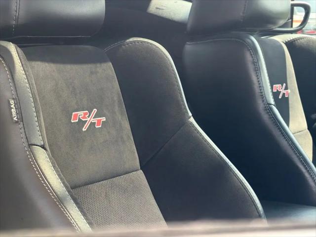 2016 Dodge Challenger R/T Plus