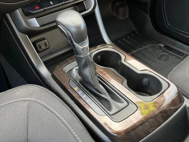 2022 GMC Canyon 2WD Crew Cab Short Box Elevation