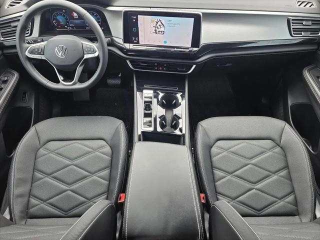 2026 Volkswagen Atlas Cross Sport SE with Technology