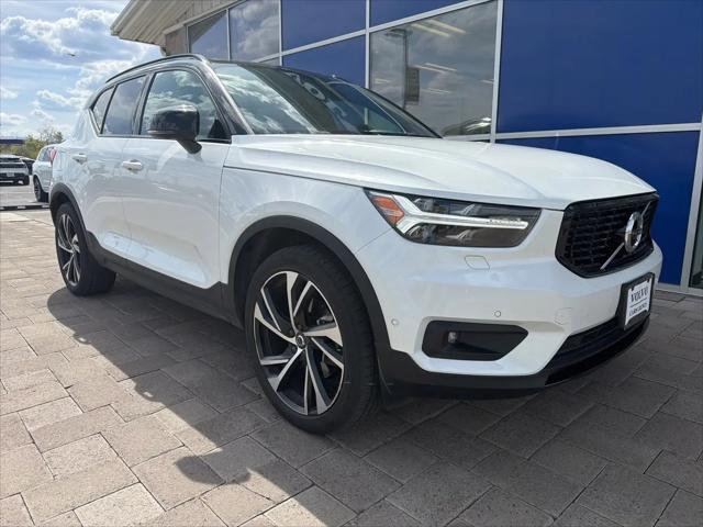 2021 Volvo XC40 T5 R-Design