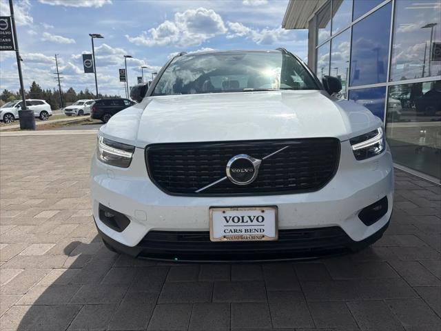 2021 Volvo XC40 T5 R-Design