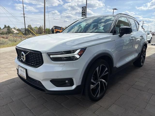 2021 Volvo XC40 T5 R-Design