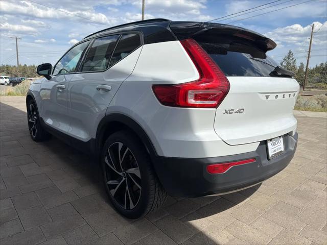 2021 Volvo XC40 T5 R-Design