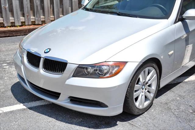 2006 BMW 325i 325i