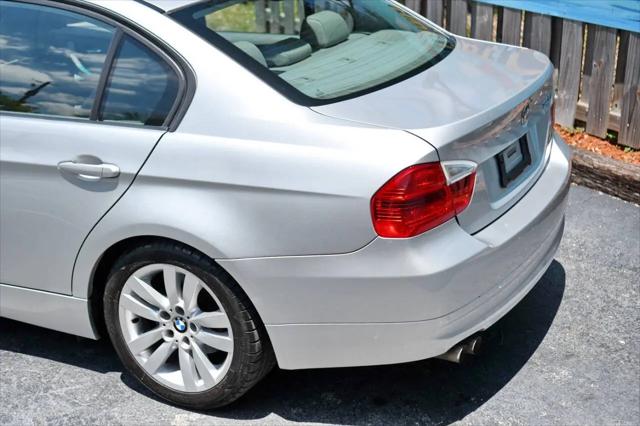 2006 BMW 325i 325i