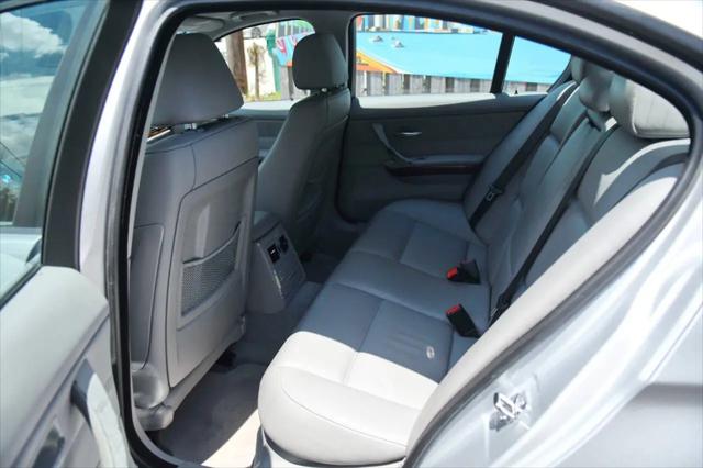 2006 BMW 325i 325i