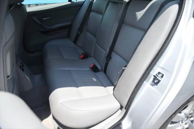 2006 BMW 325i 325i