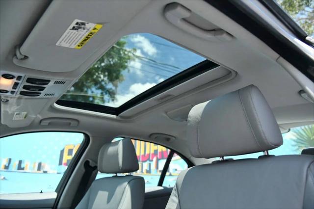2006 BMW 325i 325i