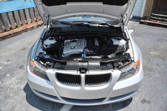 2006 BMW 325i 325i