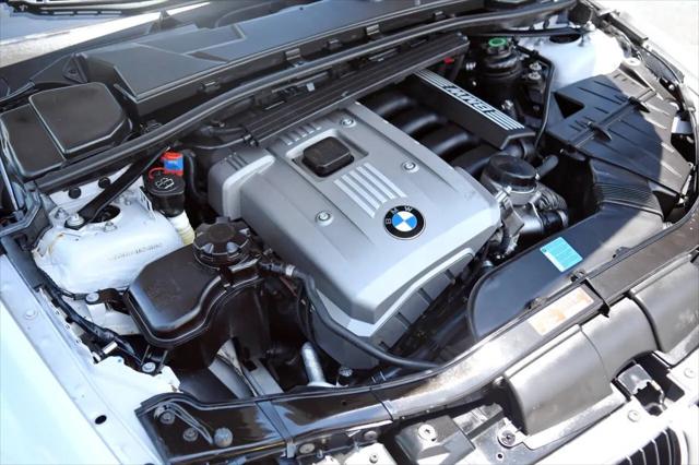 2006 BMW 325i 325i