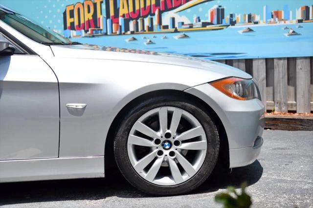 2006 BMW 325i 325i