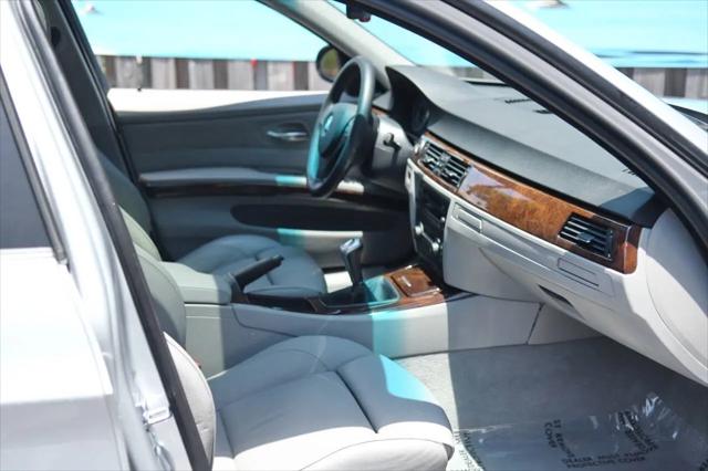 2006 BMW 325i 325i