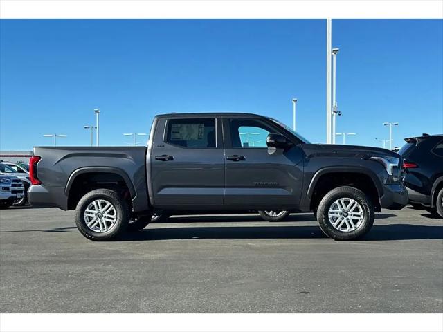 2026 Toyota Tundra SR5 CrewMax 5.5' Bed