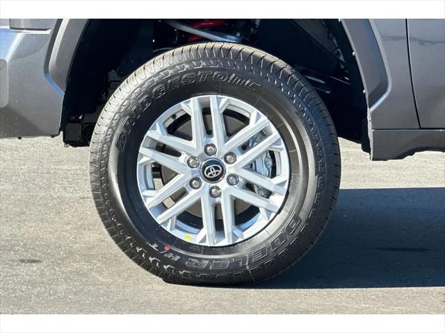 2026 Toyota Tundra SR5 CrewMax 5.5' Bed