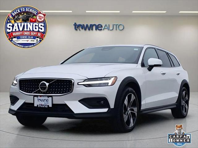 2025 Volvo V60 Cross Country Plus, B5 AWD Gas mild hybrid for sale in Hamburg, NY