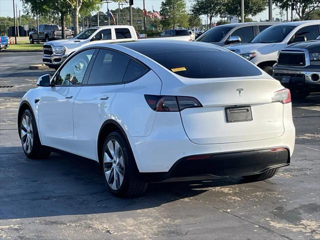 2022 Tesla Model Y Long Range Dual Motor All-Wheel Drive