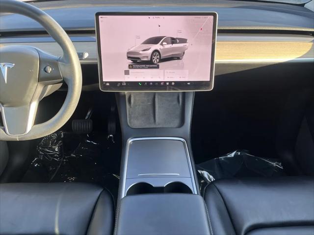 2022 Tesla Model Y Long Range Dual Motor All-Wheel Drive