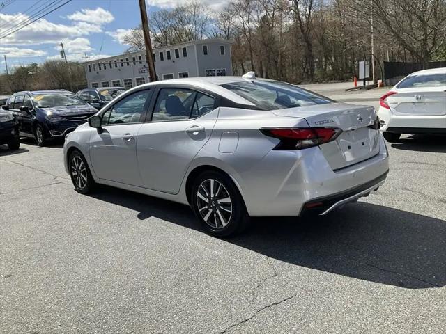 2021 Nissan Versa SV Xtronic CVT