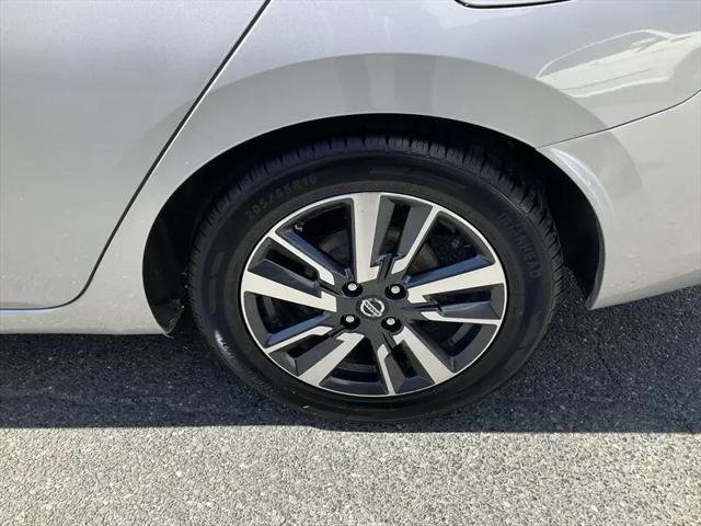 2021 Nissan Versa SV Xtronic CVT