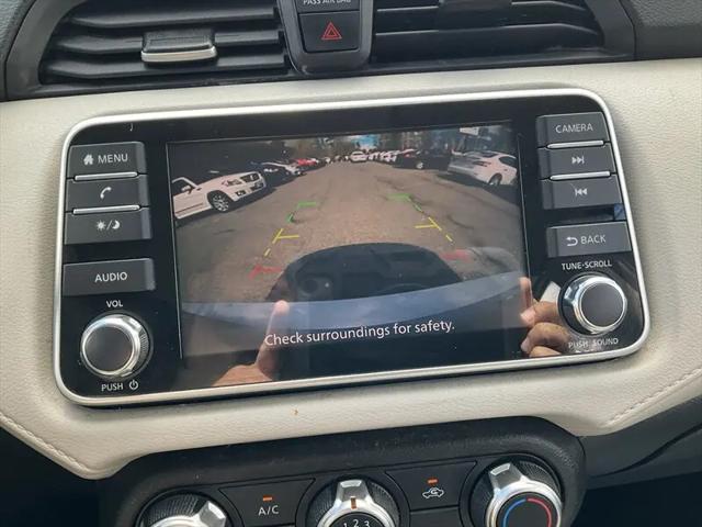 2021 Nissan Versa SV Xtronic CVT