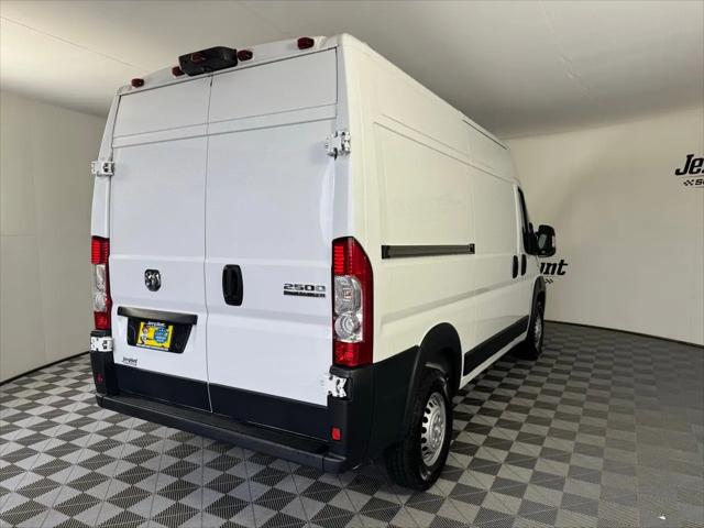 2024 Ram ProMaster 2500 Cargo Van Tradesman High Roof 136" WB w/Pass Seat