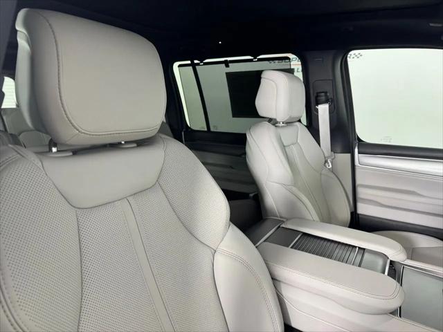 2025 Jeep Wagoneer Series III 4x4