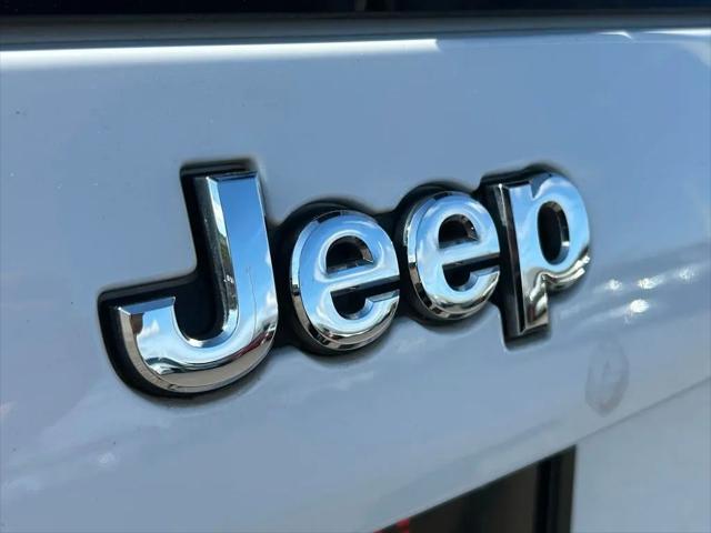 2021 Jeep Cherokee Latitude Lux FWD