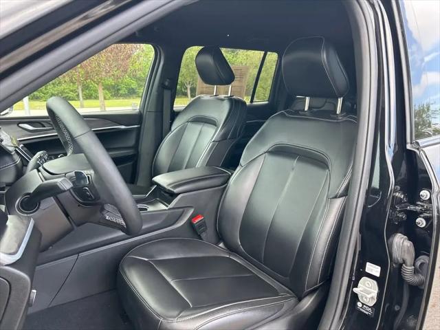 2024 Jeep Grand Cherokee L Limited 4x2