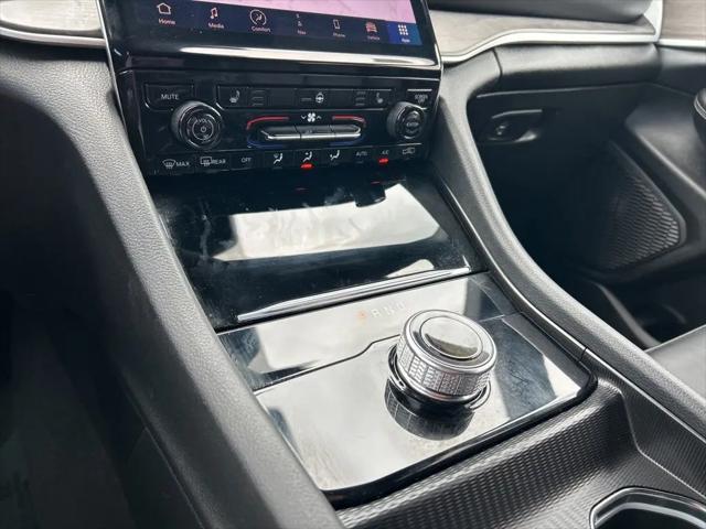 2024 Jeep Grand Cherokee L Limited 4x2