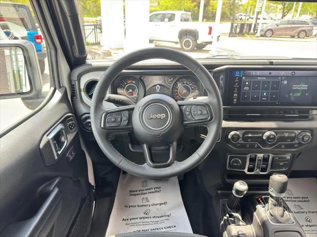2025 Jeep Wrangler 4-Door Summit 4x4