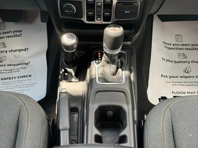 2025 Jeep Wrangler 4-Door Summit 4x4