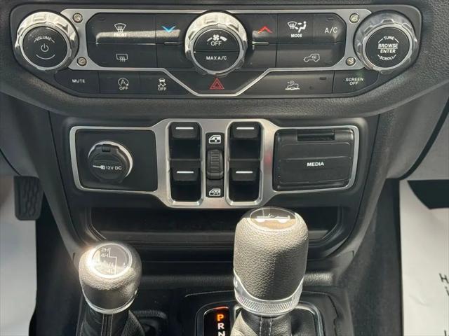 2025 Jeep Wrangler 4-Door Summit 4x4