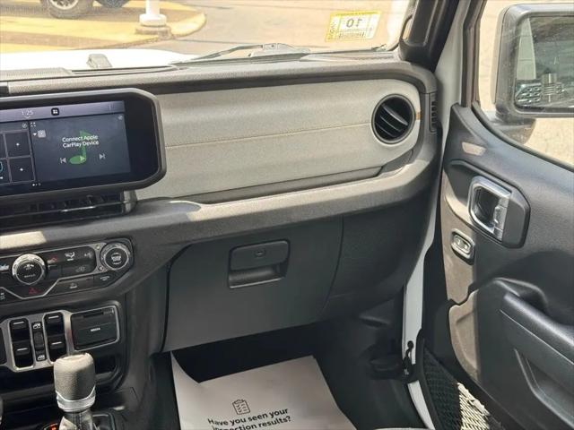 2025 Jeep Wrangler 4-Door Summit 4x4