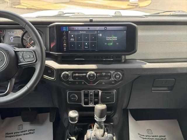 2025 Jeep Wrangler 4-Door Summit 4x4