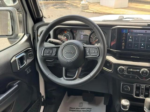 2025 Jeep Wrangler 4-Door Summit 4x4
