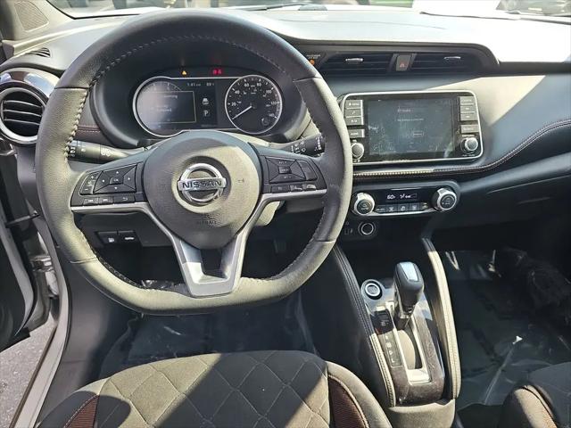 2019 Nissan Kicks SR