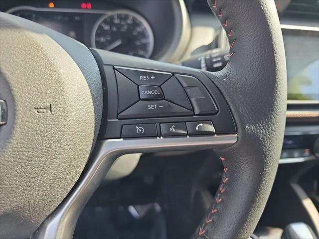 2019 Nissan Kicks SR
