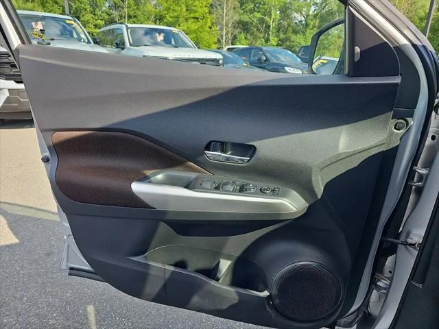 2019 Nissan Kicks SR