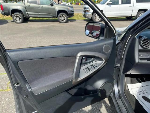 2009 Toyota RAV4 Sport