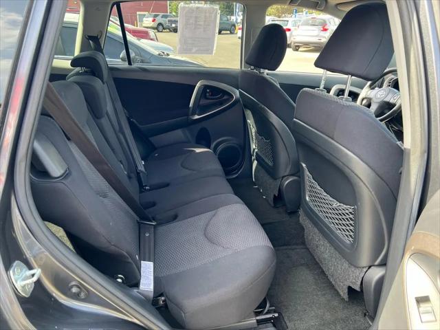 2009 Toyota RAV4 Sport