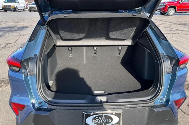 2026 Buick NV Preferred FWD