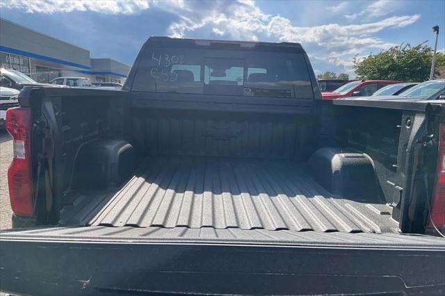 2026 Chevrolet Silverado 1500 4WD Crew Cab Standard Bed LT